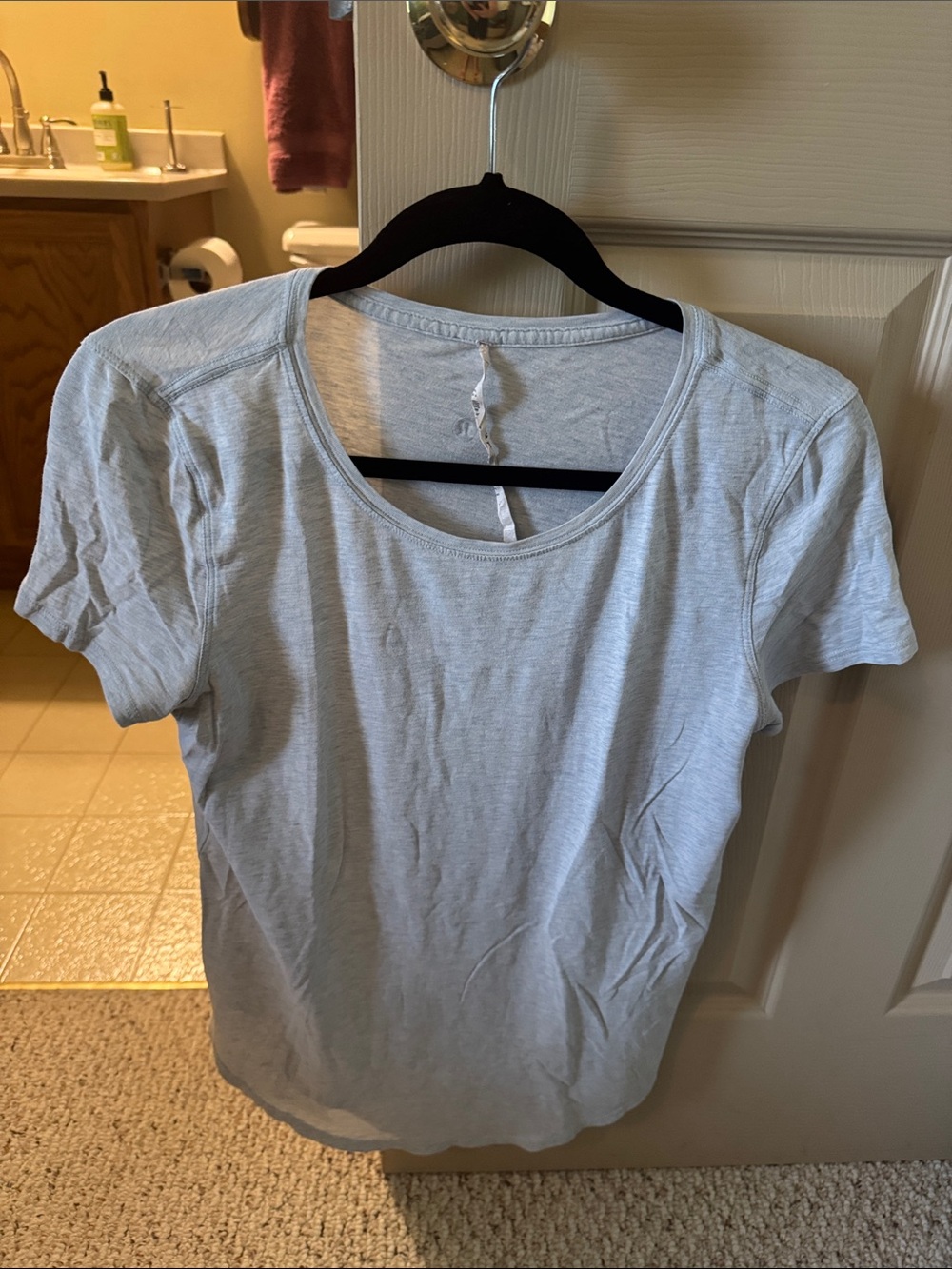 lululemon athletica Light Gray Short Sleeve Scoop Tee